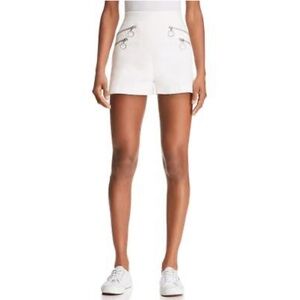 White Zipper Detail Women's Shorts